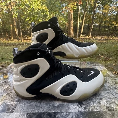 Size 12 - Nike Zoom Rookie Glow In The Dark 2011 - Image 1 of 4