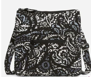 NWT Vera Bradley Hipster Crossbody in Paisley Noir Quilt Cotton Retail $89 Black - Picture 1 of 3