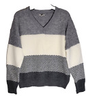 eesome Women's Size M Sweater Long Sleeve Color Block V-Neck