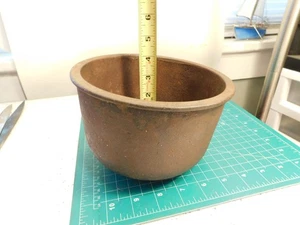 6" inside measure 5lb 2.0oz Extra Thick Cast Iron Lead Smelting Pot marked 2-G - Picture 1 of 10