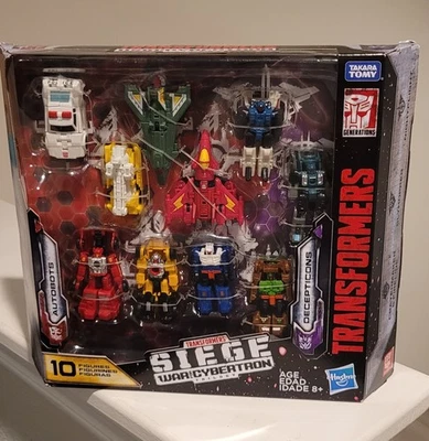 Hasbro Transformers War for Cybertron Siege Autobots vs Decepticons (b) - Image 1 of 4