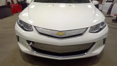 Lower Grille 84036280 Fits 17-19 Volt 2965310 - Image 1 of 4