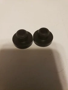 (T1) Lot (2x) Grommet Fuel Tank Bushing Fits Dixie Chopper #40220 Riding Mowers - Picture 1 of 3
