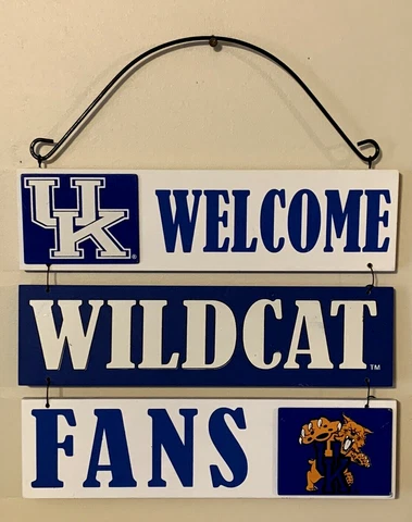 KENTUCKY WILDCATS  "Welcome Wildcat Fans"  Wooden Wall Decor Cover
