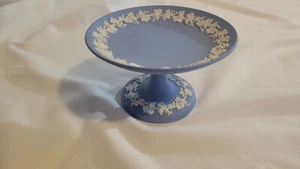 WEDGEWOOD GRAPEVINE BLUE JASPERWARE PEDESTAL,FOOTED CANDY,COMPOTE DISH, 4x6 IN - Picture 1 of 7