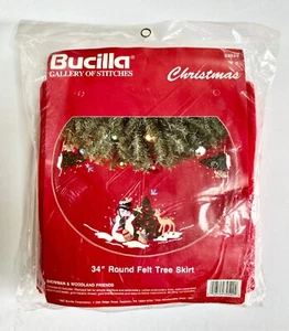 Vintage Bucilla Pupazzo di Neve & Woodland Friends Feltro Albero di Natale Gonna Kit 34" Nuovo - Foto 1 di 5