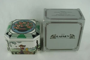 Avon Gatsby Collection Soft Musk perfumed body talc art deco tin NIB 150 g  - Bild 1 von 10
