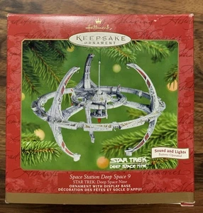 NEW ‘01 Hallmark Keepsake Ornament Star Trek Deep Space 9 Space Station Open Box - Picture 1 of 8
