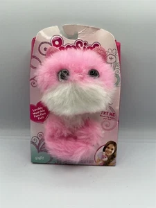 POMSIES PINKY PLUSH WEARABLE INTERACTIVE CAT PET WITH LIGHT UP EYES & SOUND - Picture 1 of 5