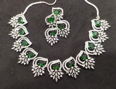 Gargantilla Collar Bollywood Conjunto Joyería Tono Plata AD CZ Diamante Indio Jhumka Foto 1 de 4