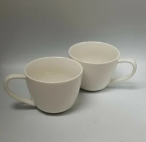 Set Of Two Large White Coffee Tea Cocoa Mugs 16oz Dishwasher & Microwave Safe - Picture 1 of 12