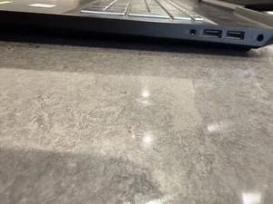 HP Pavilion Gaming Laptop 17-cd0xxx – all specs in description. - Picture 1 of 11