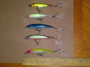 4.5" Floating Crankbait 1/2oz lot of 5 bucktail FAST FREE SHIP. - Picture 1 of 2