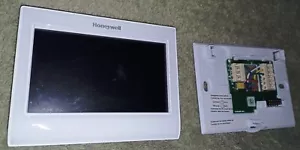 Honeywell Wi-Fi Thermostat TH9320WF5003 Color Touch Screen 9000 Heating/Cooling - Picture 1 of 4