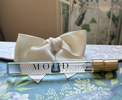 The Lifestyle Co. Mood Eau De Parfum Spray de Viaje 10 ml/0,33 fl. oz Foto 1 de 3