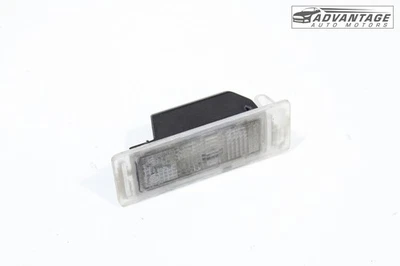 2010-2024 GMC TERRAIN REAR LEFT OR RIGHT LICENSE NUMBER PLATE LIGHT LAMP OEM - Image 1 of 4