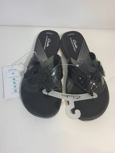 Sandalias de tanga negras Cloudsteppers by Clarks para mujer BrinKley Flora H - Imagen 1 de 4