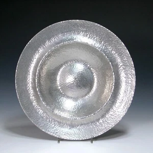 H. Kannenberg - getriebene Aluminium Schale im Bauhausstil - Bild 1 von 6