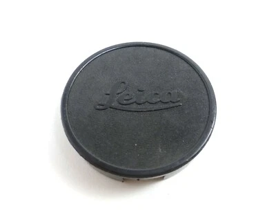 Leica Leitz Slip on Plastic Lens Cap 42mm - Image 1 of 4