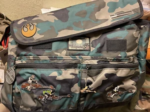 Maßgeschneiderte Puma SW "Forest Moon Battle Scene 2" Schulter-/Messenger Laptoptasche. - Bild 1 von 7