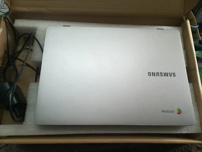 Samsung Notebook XE310X/BA CELERON N4000 64GB CHROME OS - Immagine 1 di 3