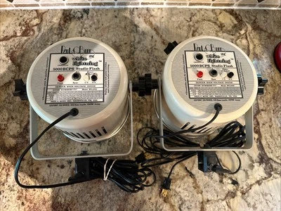 Lot Of 2 Paul C Buff White Lightning 5000 Studio Flash  Works Great Tested - Image 1 of 4