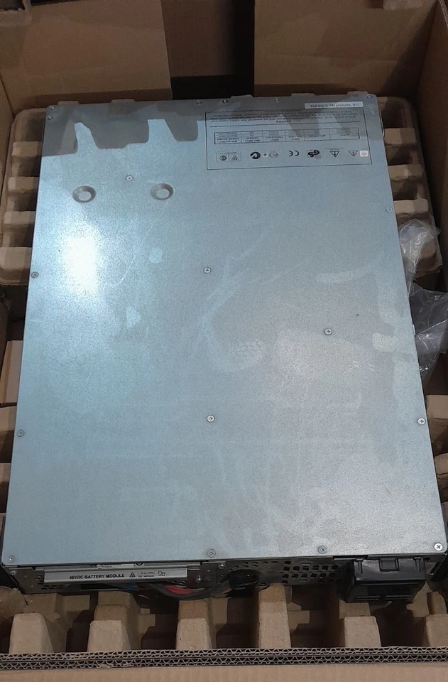 APC SMT3000RMI2UNC Smart-UPS Line-Interactive 2U Uninterruptible Power Supply - Image 1 of 4