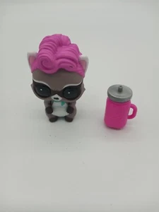 LOL Surprise Doll Pet Raccoon Wild Waves Hot Pink Hair Accessory GUC - Picture 1 of 2