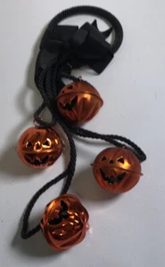 4 Orange Halloween Pumpkin Jack O Lantern Door Handle Bells Hanger Ring Ornament - Picture 1 of 8