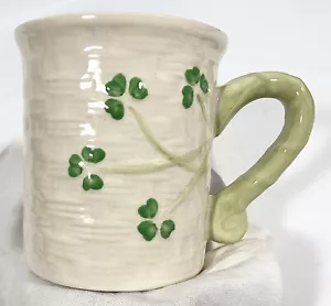 Taza gaélica tejida gaélica negra trébol verde clásico celta 4" de alto 14 oz. De colección - Imagen 1 de 13
