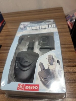 GE Sanyo Hands Free Kit  40701 Speaker System & Holder Older Cell Phones New - Изображение 1 из 4
