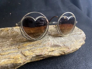 heart sunglasses Frame - Picture 1 of 5