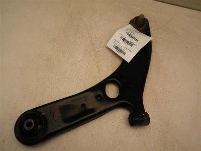 Brazo de control inferior delantero izquierdo kia rio 2012-2017 438445 9149 Foto 1 de 4