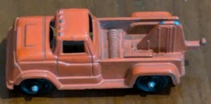 Vintage Orange Unmarked TootsieToy Metal Diecast Tow Truck Made in USA - Picture 1 of 5