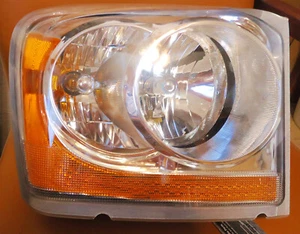 Fits 2006 Dodge Durango Headlight Assembly Right Side Eagle Eyes - Picture 1 of 8