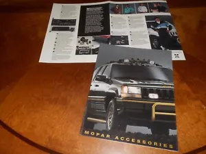 1993 - 1998 JEEP GRAND CHEROKEE ACCESSORIES BROCHURE / OPTIONS CATALOG - Foto 1 di 2