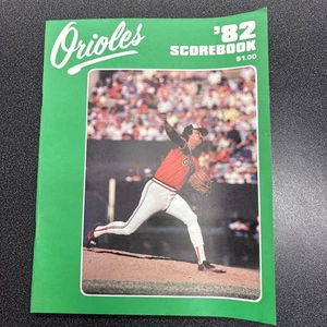1982 Baltimore Orioles Scorebook Magazine - Bild 1 von 6