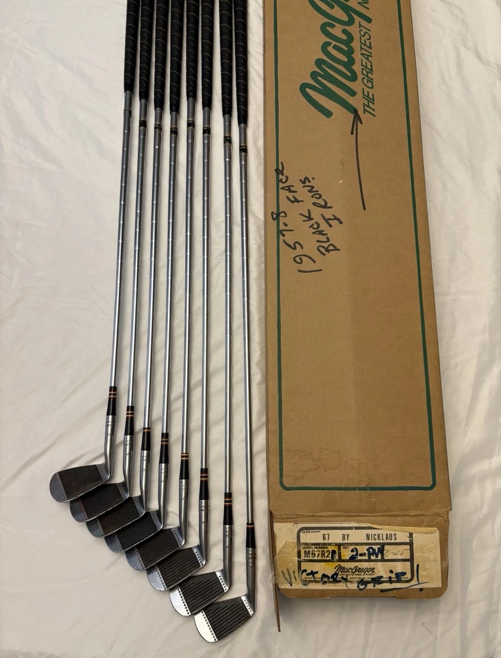 Vintage 1957-58 MacGregor Tourney CF4000 Black Face Irons With Original Box - Image 1 of 4