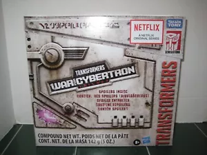 Transformers Exclusive War For Cybertron Trilogy Ultra Magnus Spoiler Set SEALED - Picture 1 of 2