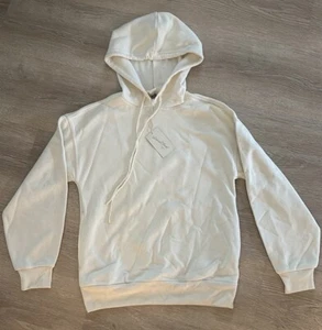 Universal Thread Women's Cream Sweatshirt Hoodie - Picture 1 of 3
