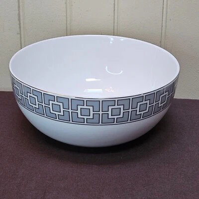 Jonathan Adler NIXON Serving Bowl 9" Gray Grey White Silver Excellent Condition - Image 1 of 4