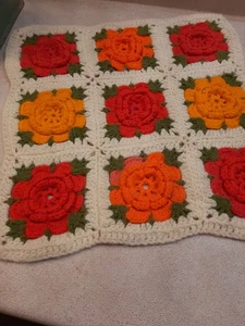 Vintage Granny  Crochet Throw Pillow Top Roses 15" X 15" - Picture 1 of 4