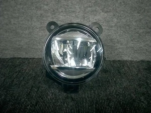 SUBARU Levorg 2021 4BA-VN5 Left Fog Light 84501CA010 [Used] [PA95336578] - Picture 1 of 3