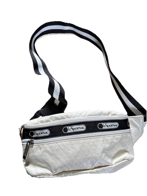 Riñonera LeSportSac Doble Cremallera Diario Blanca Negra Patente Foto 1 de 4