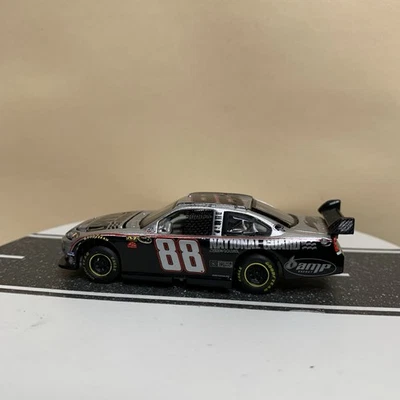 Dale Earnhardt Jr #88 2008 Guardia Nacional/3 puertas abajo círculo de ganadores 1:64 casi nuevo Foto 1 de 4