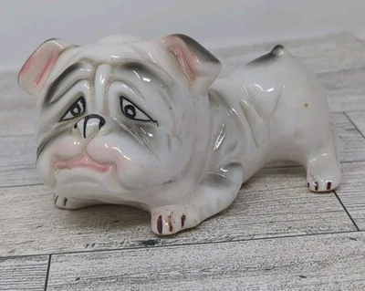 Estatuilla de cerámica vintage gris juguetona Bulldog inglés con arrugas    Foto 1 de 4