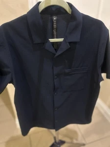 Men’s Lululemon Camp Collar Button Up Navy Blue Large Lightweight - Picture 1 of 4