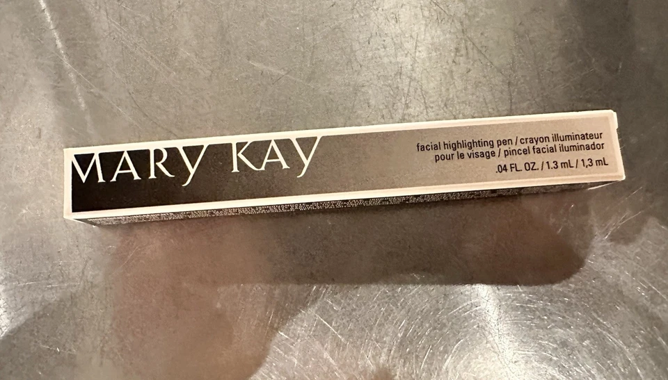 New In Box Mary Kay Facial Highlighting Pen Shade 1 #019019 Full Size Fast Ship - Image 1 of 2