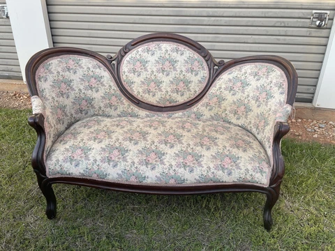 Victorian Settee. Hand carved Wood. Floral Pattern. Sofa/Couch. Vintage. Antique Cover