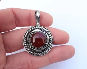 Fine SUARTI 925 sterling silver red Carnelian pendant Bali Indonesia - Picture 1 of 6